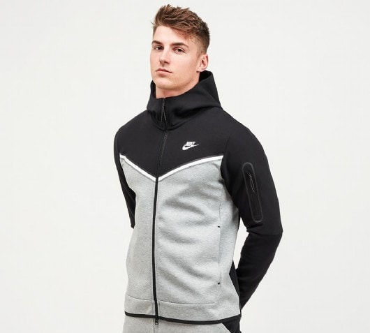 Nike tech fleece footasylum 2025