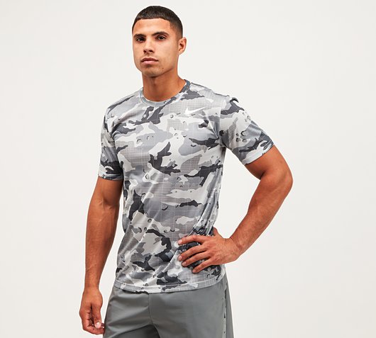 nike white camo t shirt