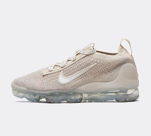 nike x supreme vapormax