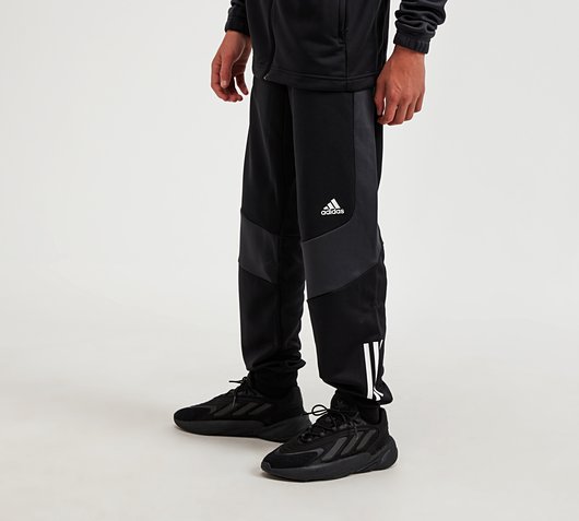 do yeezy 700 mnvn run small