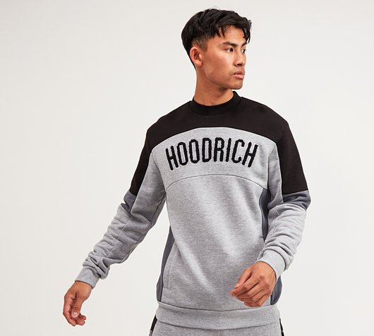 black hoodrich sweatshirt