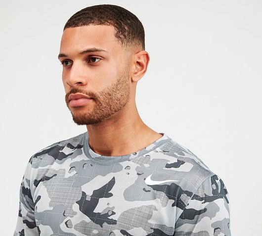 nike tech trainer camo