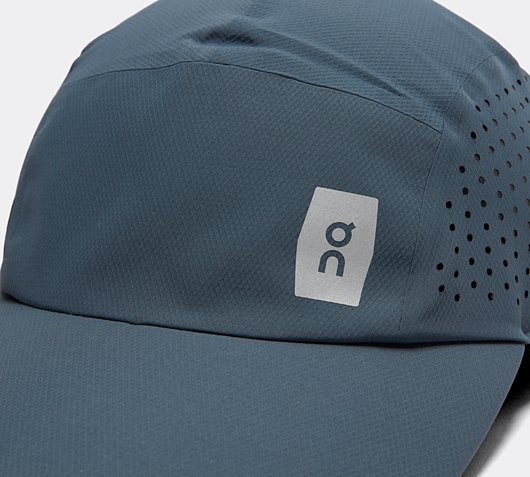 On Lightweight Cap | Navy / Silver 