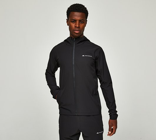 Monterrain Form Woven Running Jacket | Black | Footasylum