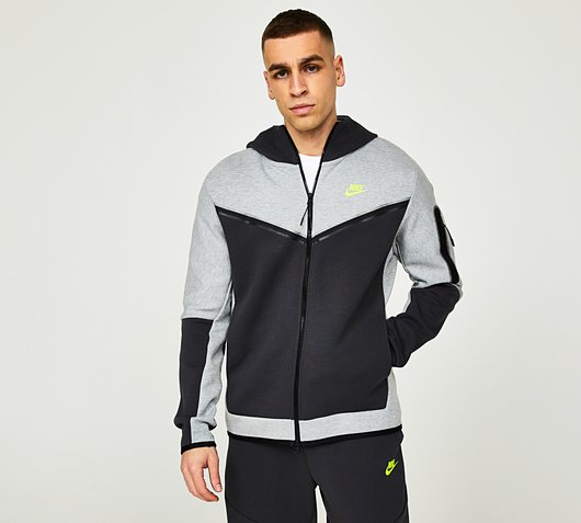 Dark grey heather nike tech fleece discount