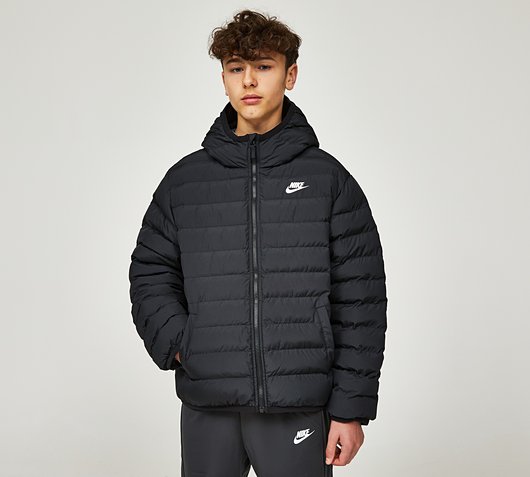 Nike Junior NSW Synthetic Filled Jacket | Black | Footasylum