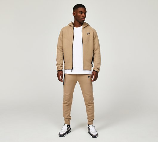 Nike Tech Fleece Jogger | Khaki | Footasylum