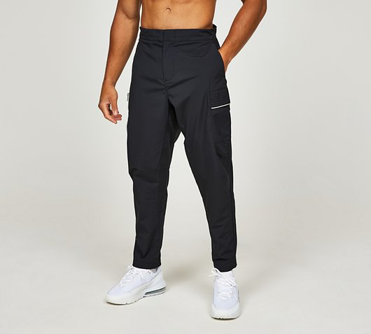 Nike Woven Sports Utility Cargo Pant | Black | Footasylum