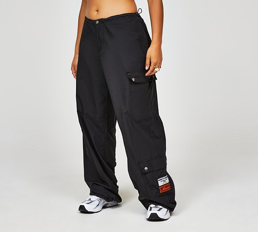 Mercier Womens Original Badge Parachute Pant | Black | Footasylum