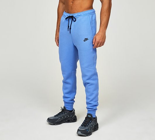 Nike Tech Fleece Jogger | Polar | Footasylum