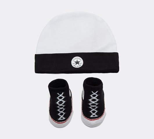 Converse baby best sale socks and hat