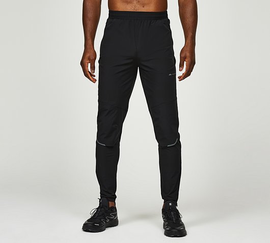 Monterrain Vent Woven Running Pant | Jet Black | Footasylum