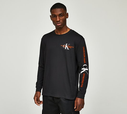 Calvin Klein Jeans - Urban Graphic Long Sleeve T-Shirt