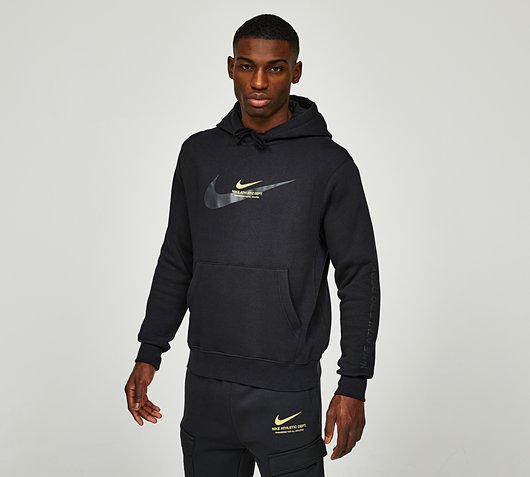 Nike Standard Issue Pullover Hoodie | Black | Footasylum