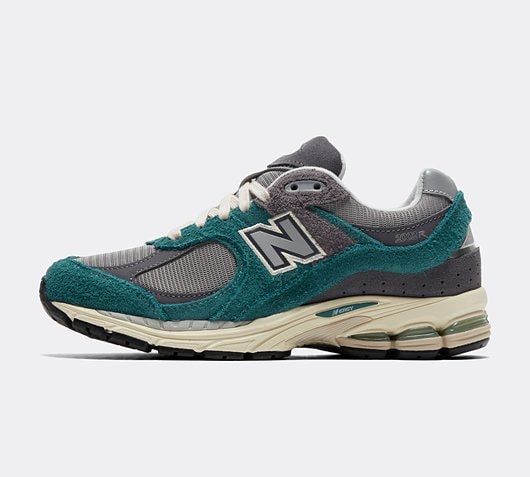 Womens 2002R Trainer