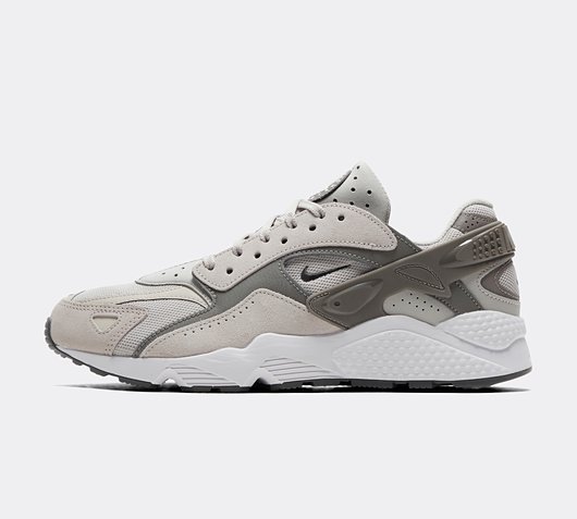 Nike Air Huarache Runner Trainer | Light Iron Ore / Iron Grey | Footasylum