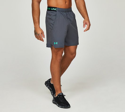 Vanish Woven 6 Inch Short