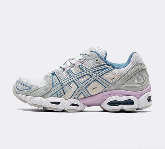 Asics Womens GEL-Nimbus 9 Trainer | White / Mid Grey | Footasylum