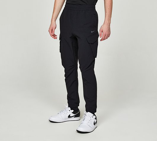 nike sportswear city made cargos