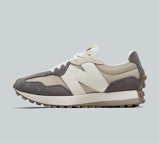 327 Trainer