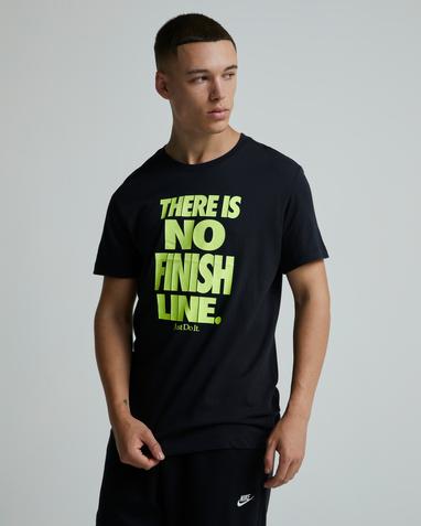 black nike finish line