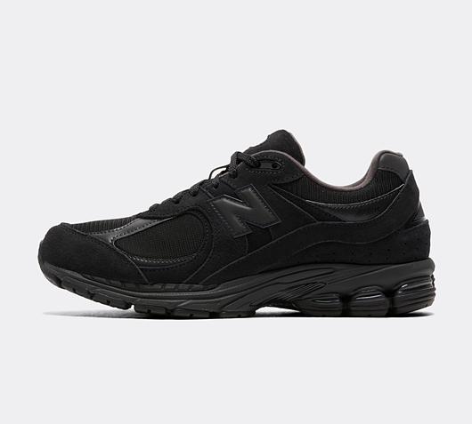 New Balance 2002R Trainer Black White Footasylum
