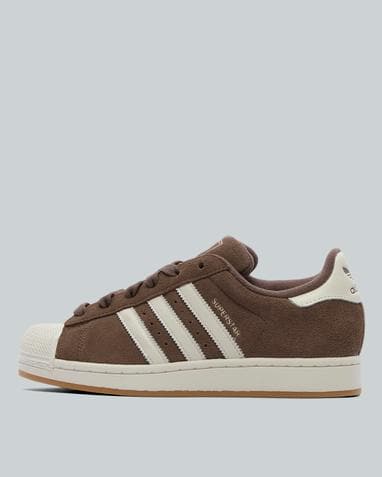 adidas Originals Womens Superstar Trainer | Maroon / Off White | Footasylum