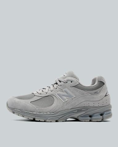 New Balance 2002R Trainer | Grey / White | Footasylum