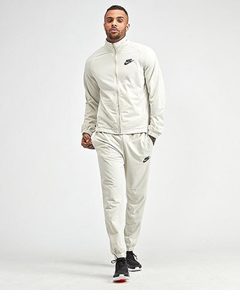 all white nike tracksuit