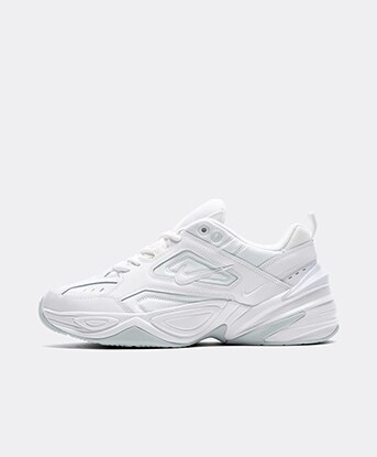 white nike trainers womens