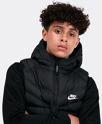 ea7 hooded gilet