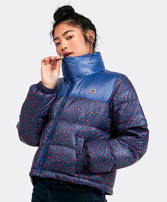 short puffer coat levis