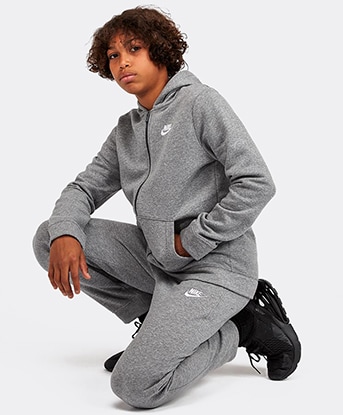 nike franchise fleece tracksuit junior