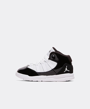 jordan future mid trainer black