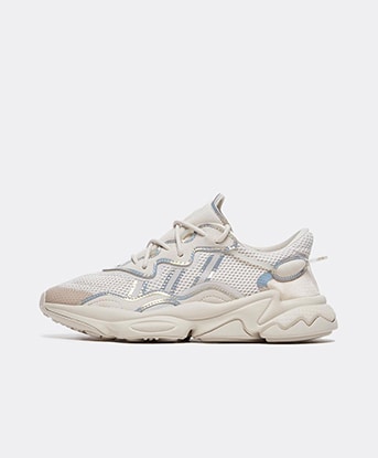 adidas ozweego size 8