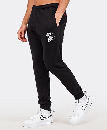 Nike World Tour Sweatshirt | Black 