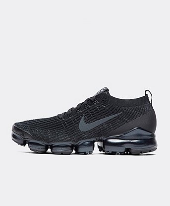 nike vapormax black with white tick