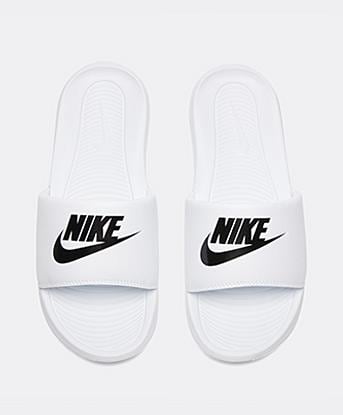 nike women sliders