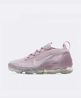 white and grey vapormax flyknit