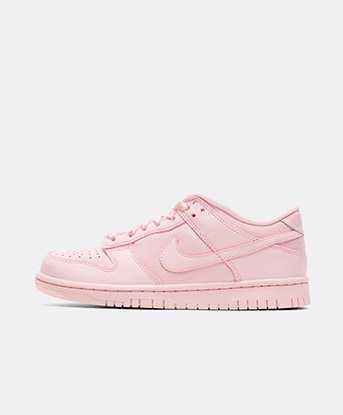 pink nike trainers junior