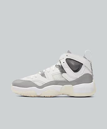 Womens Jumpman Two Trey Trainer