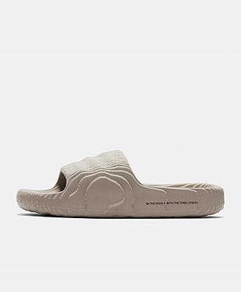 Footasylum nike sliders clearance