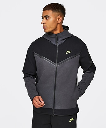 Nike Tech Fleece Tracksuit | Footasylum