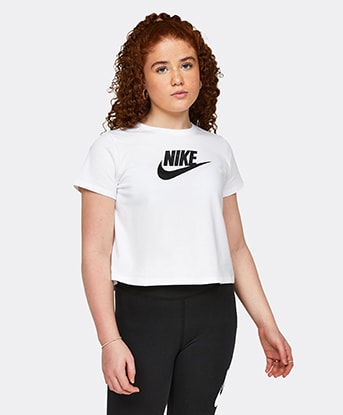 Cheap nike hotsell girl clothes