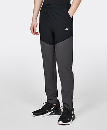 New In Kids Designer Clothes Nike and More Footasylum