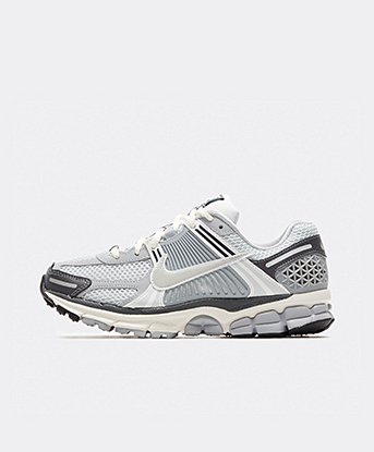 Womens Zoom Vomero 5 Trainer