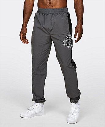 Contrast Badge Sport Woven Pant