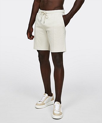 Pintuck Short
