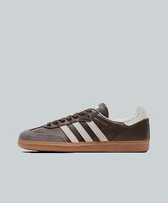 Womans adidas trainers hotsell