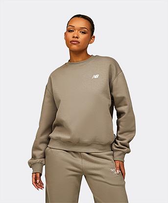 Womens Athletics Club Crewneck Sweatshirt
